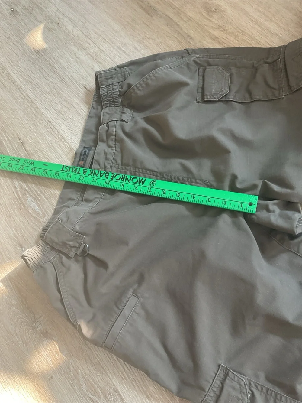 5.11 Tactical - Olive Green Cargo Pants - Utility Pockets - Men’s Size 38
